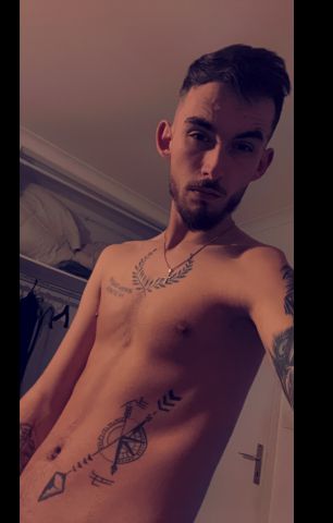 Lorenzo2b candidat acteur porno gay